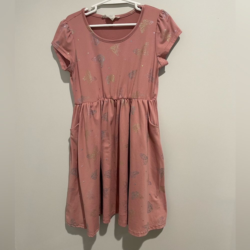 Girls short Rose colored butterfly dress 8‎